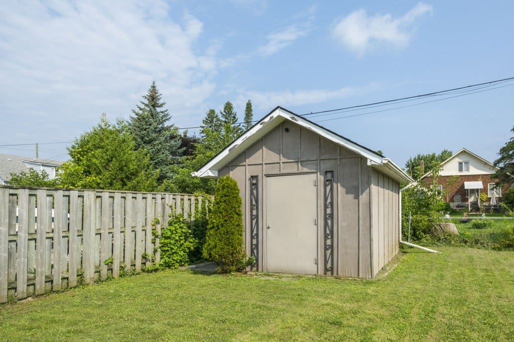 74 Burton Street - garden shed