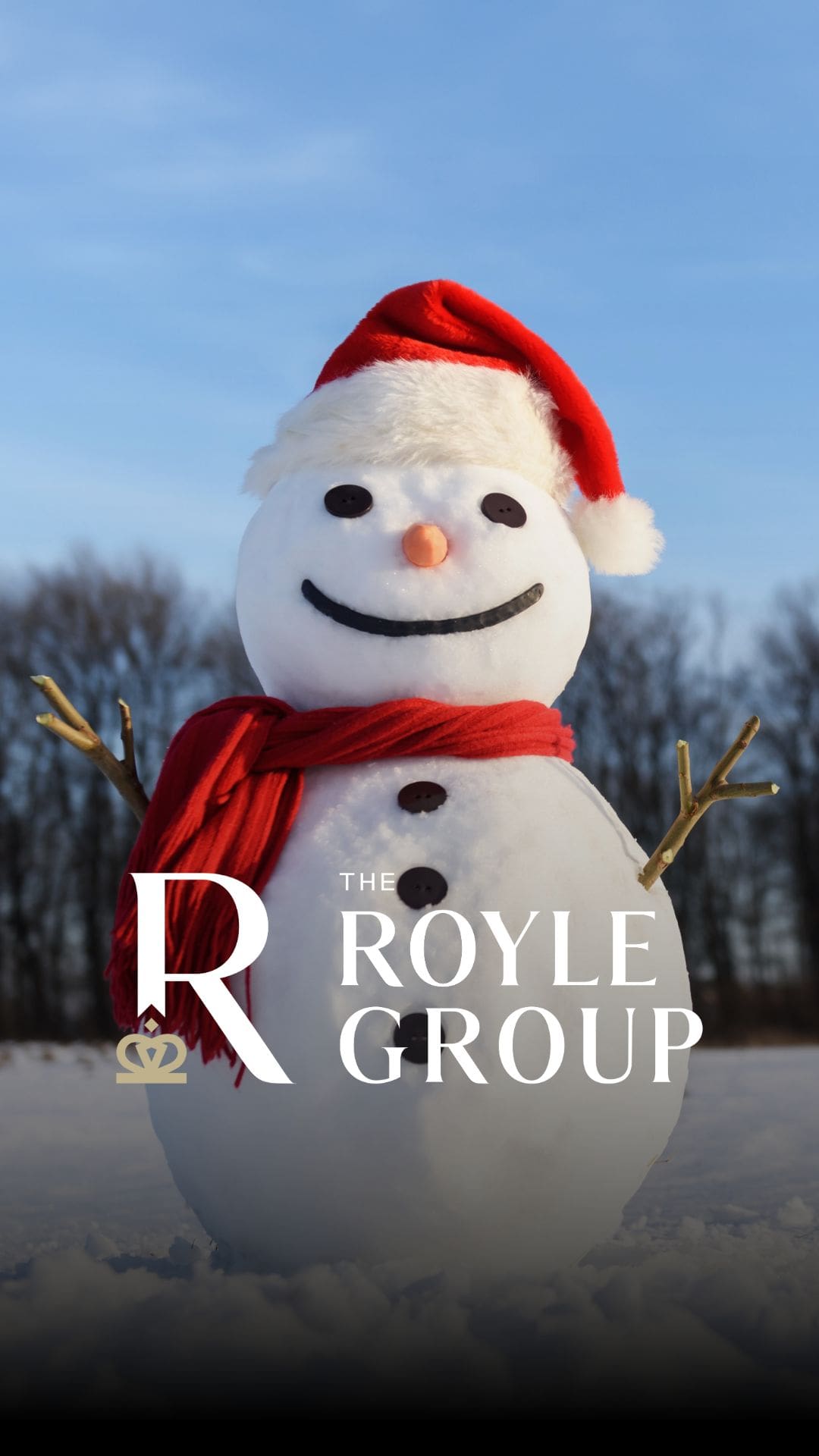 Things To Do in The Bay of Quinte This Winter - a snowman in the snow